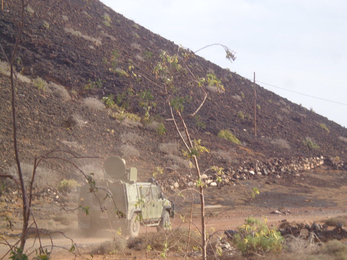 MCANA_ET's tweet photo. Ejercicio de liderazgo de la 1ª Compañía del Batallón “Ceriñola” del RI “Canarias” 50 #BRILCAN @EjercitoTierra https://t.co/vwl5CvGAZl