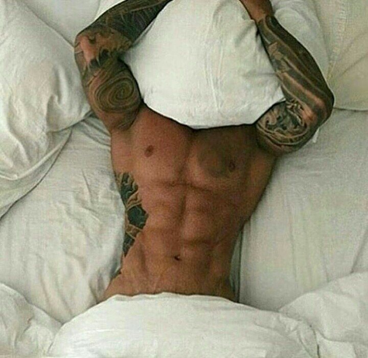 PerfectForMen1's tweet photo. Cut sleeping ... https://t.co/f8g9xYsNlx