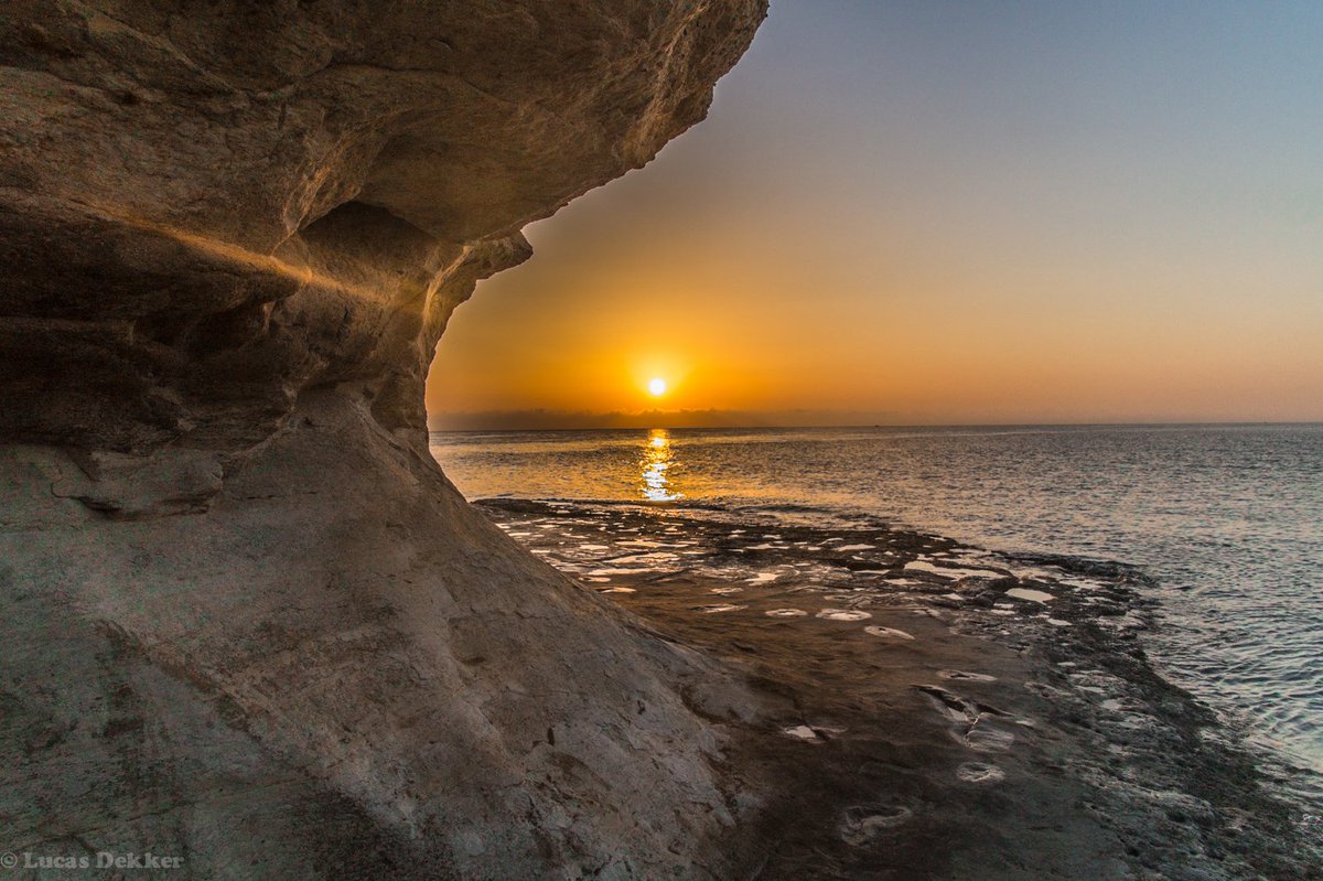Rise &amp; shine! Golden moment at Qbajjar, Gozo by Lucas Dekker wins KM Staff Choice Award in 2016 Photo Competition, winning 50€ voucher!
