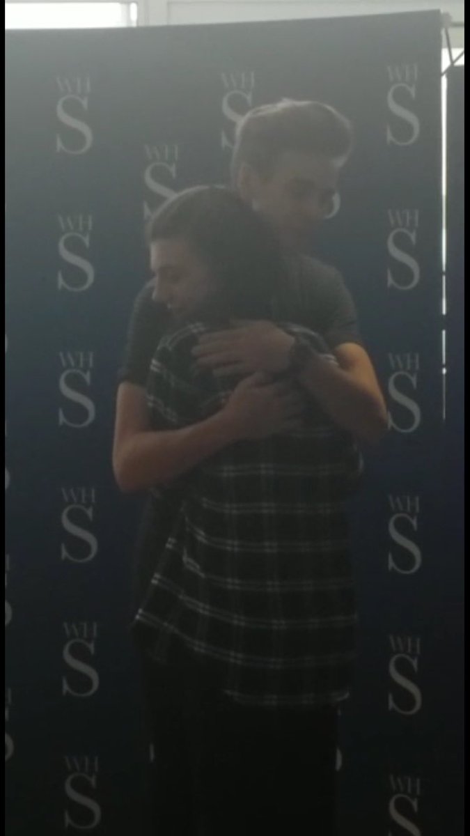 chlxespooner's tweet photo. How has it been a year since #usernameeviegateshead @Joe_Sugg β€οΈβ€οΈ https://t.co/J9aaeYDXVS
