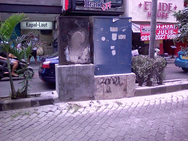Ledakan Gardu Listrik di Kuta Kejutkan Turis, Sempat Dikira Bom detik.id/6PI68V