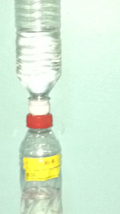 Pros2The's tweet photo. Stat tune for my new video coming sooon its a bottle flip one #youtuber #staytune #likes https://t.co/ZwxHE1Uz8t
