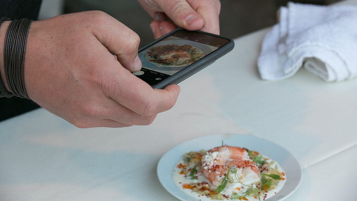 RealClearLife's tweet photo. Feed the hungry by deleting your Instagram food photos with @LandOLakesKtchn's #DeleteToFeed 🍽📲: https://t.co/eqV7R8gWpC https://t.co/HSUjZJVVlf