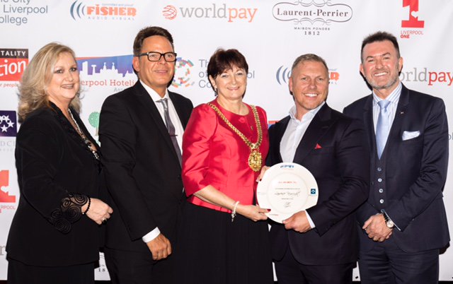 Great to see the unsung heroes of Liverpool hotels being honoured @LpoolHoteliers first award evening! Congratulations! #hotels #Awards