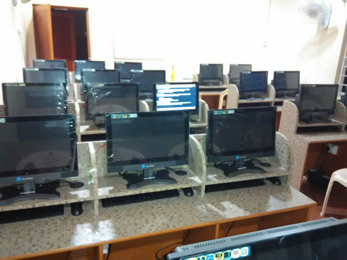 ViewPaker's tweet image. The first computer lab of Global Group of Institution, HPCL area, Haldia, West Bengal is equipped with 40 units of ViewPaker All-In-One PCs.