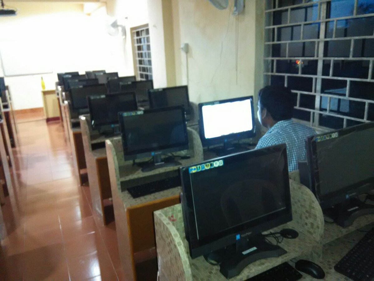 ViewPaker's tweet image. The first computer lab of Global Group of Institution, HPCL area, Haldia, West Bengal is equipped with 40 units of ViewPaker All-In-One PCs.