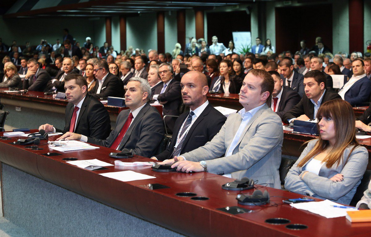 beograd_rs's tweet photo. Синиша Мали: Београд je инвестициона капија Србије #BID #BID2016. https://t.co/6dviBODiSM https://t.co/fWjJXDH94V