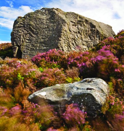 NlandNP's tweet photo. #GetOutside in the National PArk and visit the #DrakeStone
https://t.co/lKW63AZcwW https://t.co/9J1IbssuTu