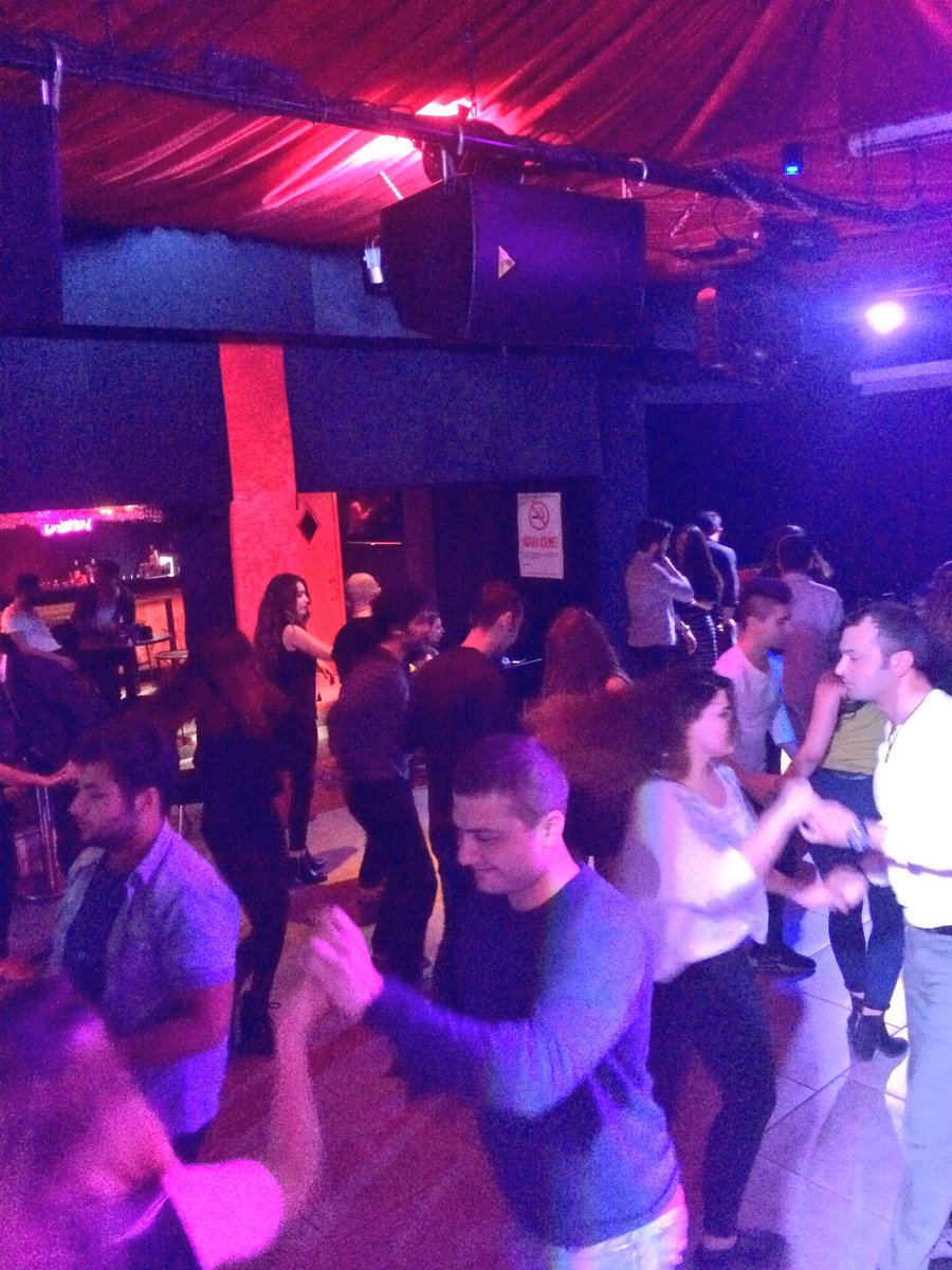 fisanatmerkezi's tweet photo. Her pazartesi Venn club da sizlerleriz #fidans #latinnight https://t.co/U5p8DWCdrN