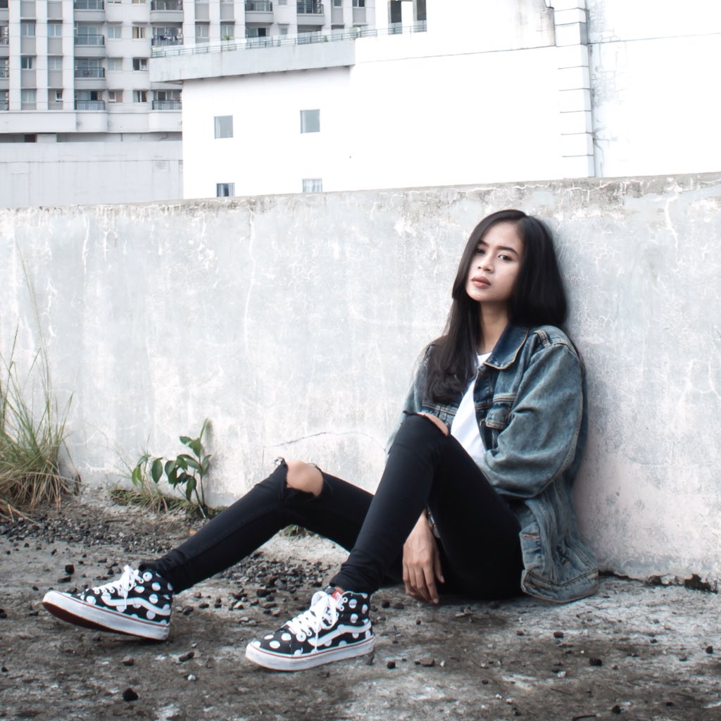 Chill vibes <a href="/qubicle_id/">QUBICLE</a> <a href="/netmediatama/">Netmedia</a> #qubicle