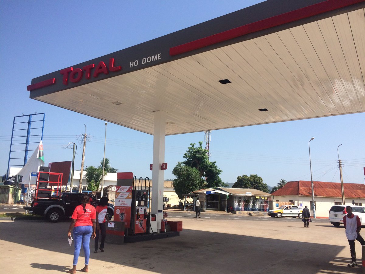 KobbyKyei_'s tweet photo. We now at Ho-Dome service station!!! #TotalExcelliumTour #TotalExcelliumTour @AbeikuSantana @TotalGhana @kayatours_gh https://t.co/KVtlnv5sSU