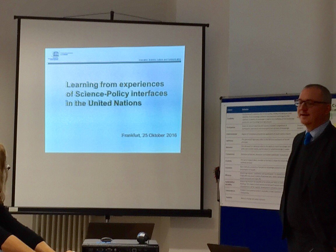 Eklipse_europe's tweet photo. Learning from science-policy interfaces in the United Nations e.g. @IPBES @CBDNews: Lutz Moller @unesco_de at @isoewikom #evaluationworkshop https://t.co/wJ9vp9D2bx