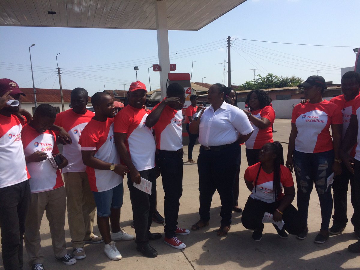 KobbyKyei_'s tweet photo. We done with Ho-Dome service station!! #TotalExcelliumTour #TotalExcelliumTour ππ»ππ»ππ» @TotalGhana @AbeikuSantana @kayatours_gh https://t.co/G1HisEnRKw