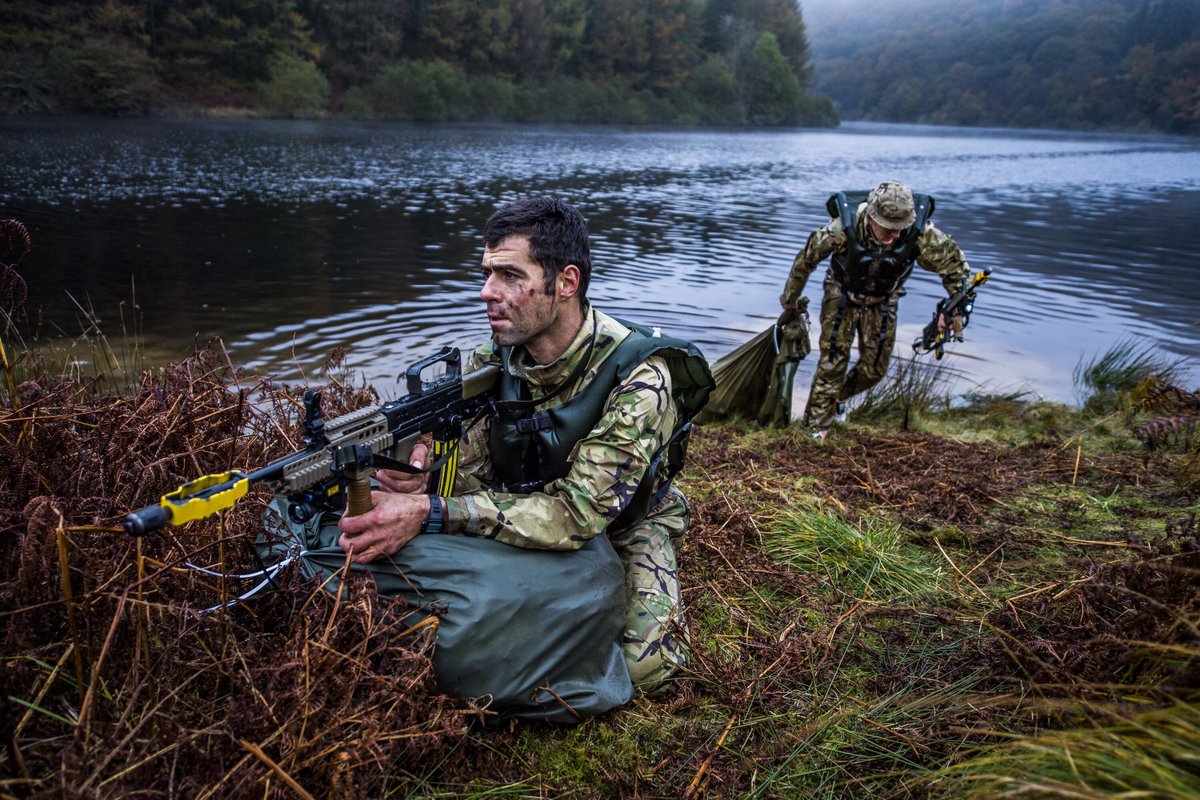 BritishArmy's tweet photo. The water crossing is one of the most arduous challenges of the international #CambrianPatrol, which has been taking place in Wales https://t.co/1hPKgs9JnT