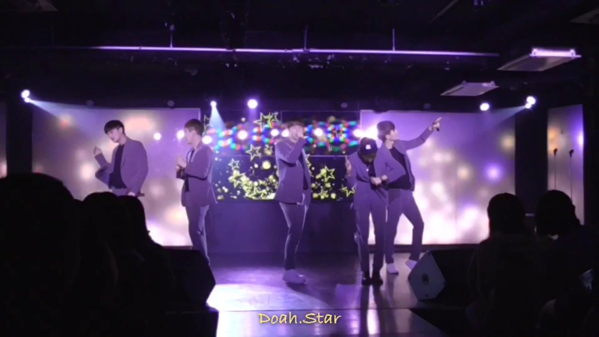 _DoaStar66's tweet photo. ☆2016.10.25☆ ♪Toy/Block.B ♪
#AxisB #아시즈비 #アシズビ 
@AxisB_HOON @AxisB_dy @AxisB_Juno @AxisB_doa @AxisB_honey
＊ 
https://t.co/X0UAtiFwxE https://t.co/qN9jn7UMmT