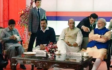 geetv79's tweet photo. #भगोड़ा_Kejriwal 
#Farziwal Debating BJP PM Nominee before 2014 👇
Now He will Debate BJP President 
&amp; Akali CM 
#CaptainKnocksOutKejriwal https://t.co/FgxuRiQbqB