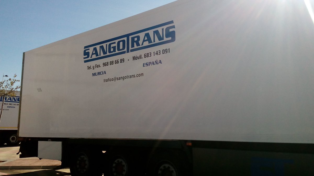 SangoTransLogis's tweet image. Se precisan conductores para internacional, #conductores #chófer #transporte #Internacional #camiones #trucks