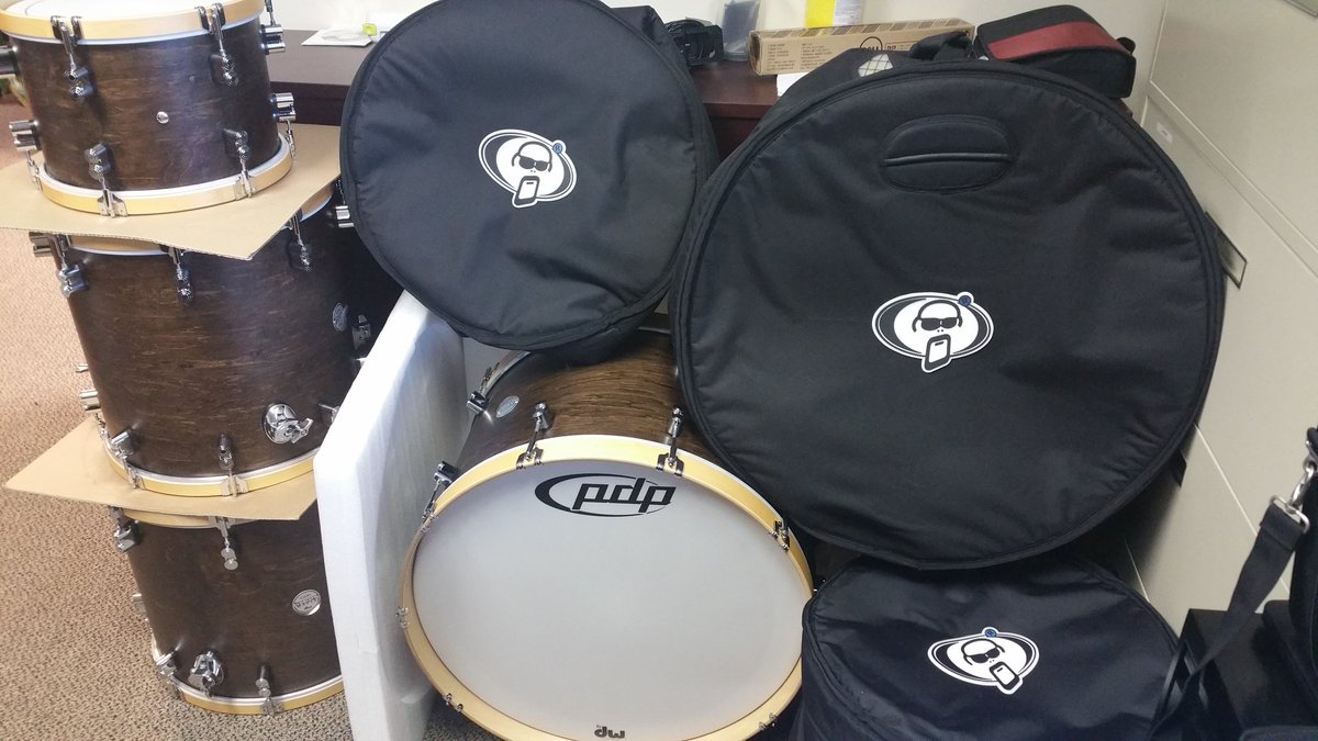 techiedrumgeek's tweet image. My babies don't leave the house or the country unless it's in ProtectionRacket @deanoproracket @ProRacketCases #nothingcomesclose
