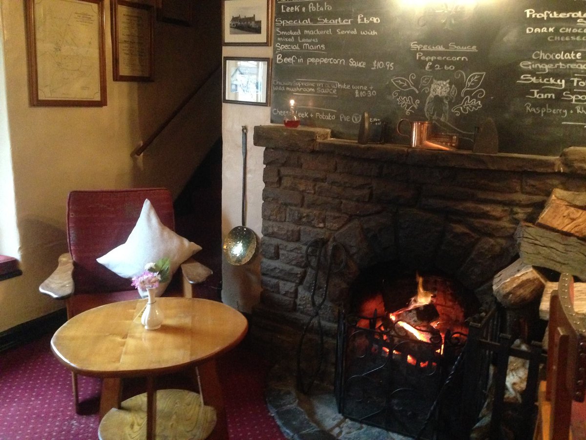 The #OpenFires are lit for this evening. Join us for a drink or a bite to eat #Usk #EatingOut #Food #Drink #HomeCookedFood