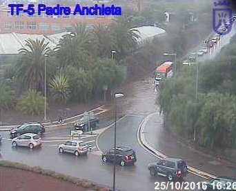Precaución. La carretera TF-24 está bloqueada a la altura de Padre Anchieta #FMACanarias  (vía <a href="/carreterasTF/">Movilidad y Carreteras Cabildo de Tenerife</a>)