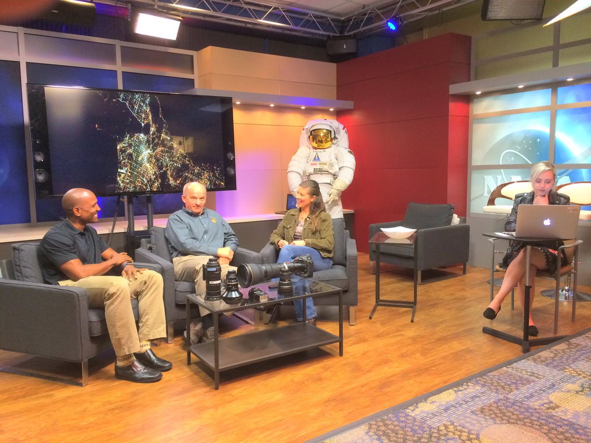 Jeff Williams (@astro_jeff) on Twitter photo Join me now for my Facebook Live: 
facebook.com/NASAAstronautJ… Join me now for my Facebook Live: 
facebook.com/NASAAstronautJ…