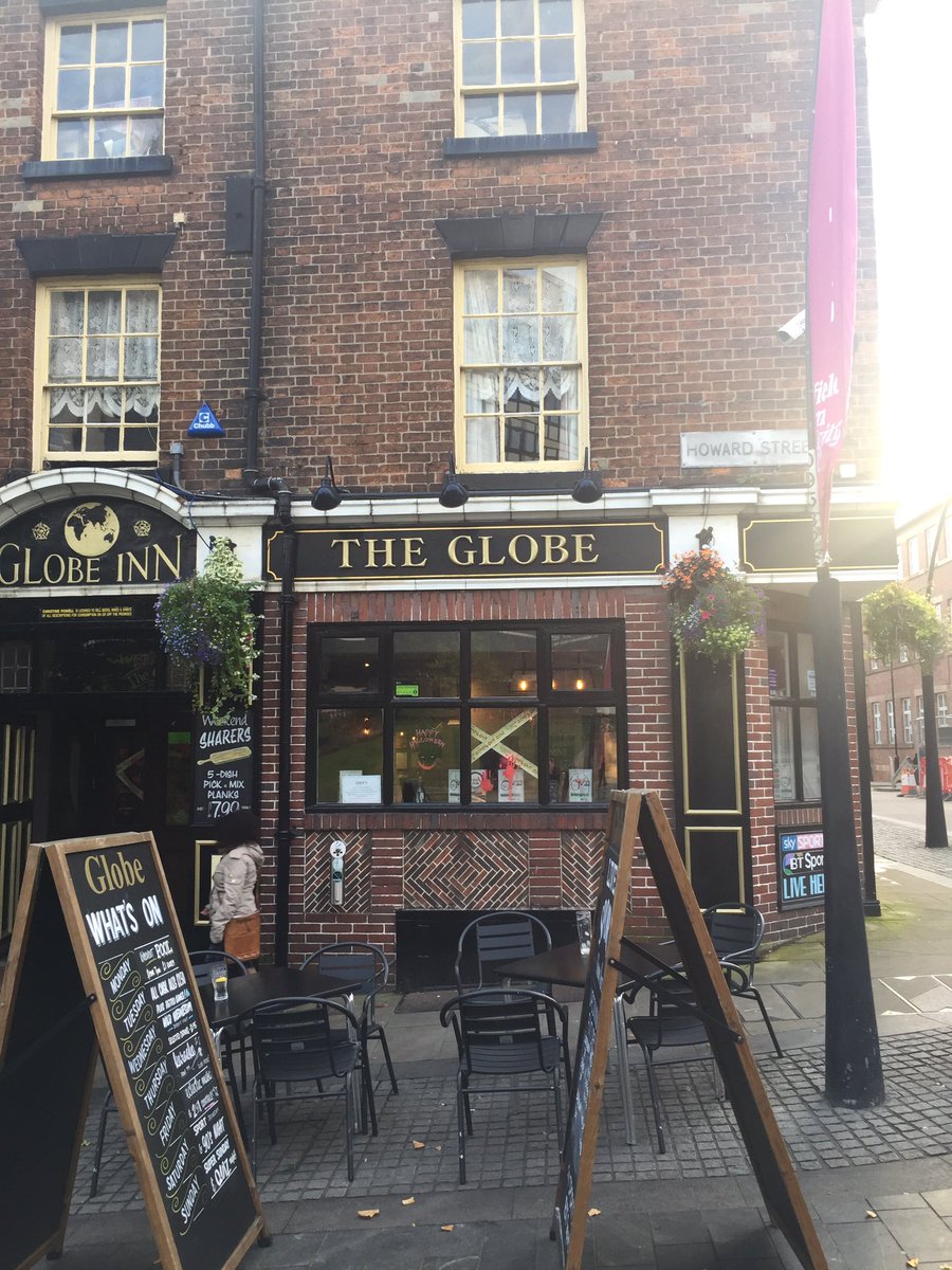 Nickihobday's tweet photo. This pub has announced that as of 2018 it will have NOTHING BUT YE OLDE ALE. No other drinks. No bar snacks. No electricity.

Shame really. https://t.co/owwFAMy3b5