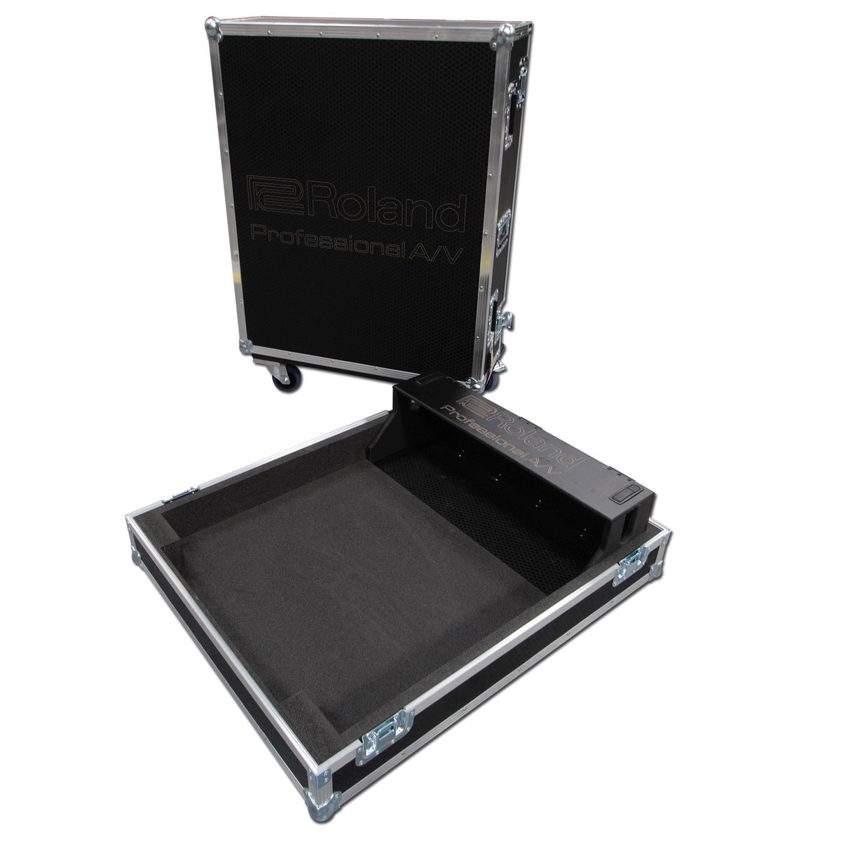 Flightcase_WH's tweet image. Check out our #ProFlightcase for the  @rolandproav all new M5000C Digital Mixing Desk. Now out on tour! #AV #music