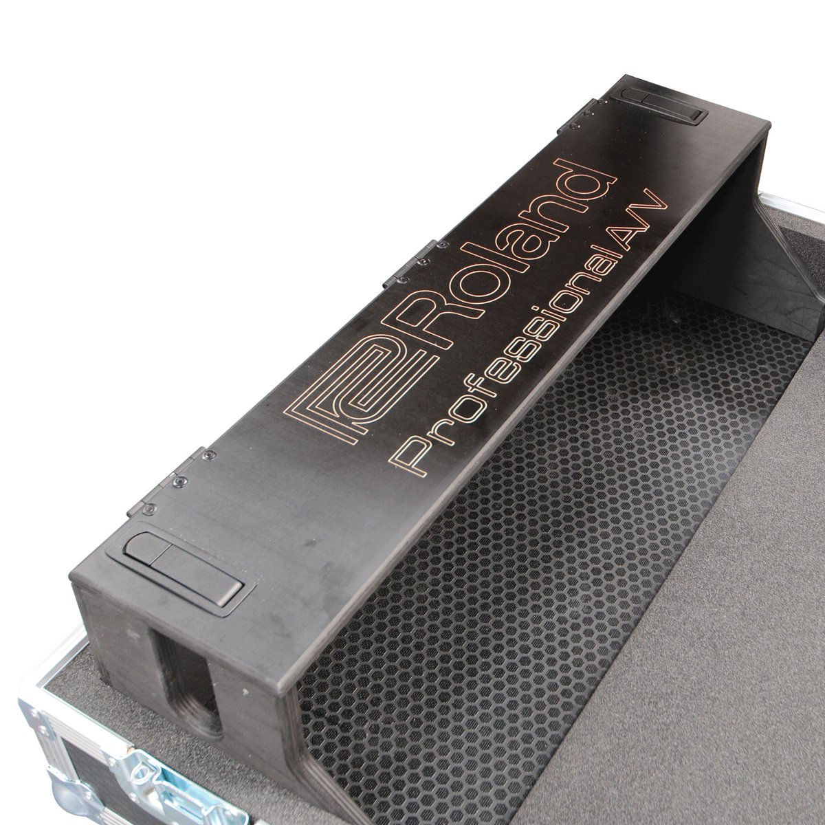 Flightcase_WH's tweet image. Check out our #ProFlightcase for the  @rolandproav all new M5000C Digital Mixing Desk. Now out on tour! #AV #music