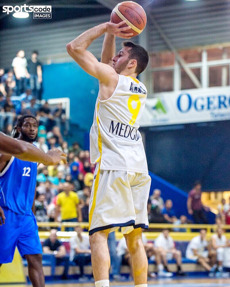 Good start for <a href="/ArakjiWael/">Wael Arakji</a> in the Hariri tournament scoring 15 points and grabbing 7 rebounds to go along with 4 assists
📸: <a href="/SC_Images/">Sportscode Images</a>