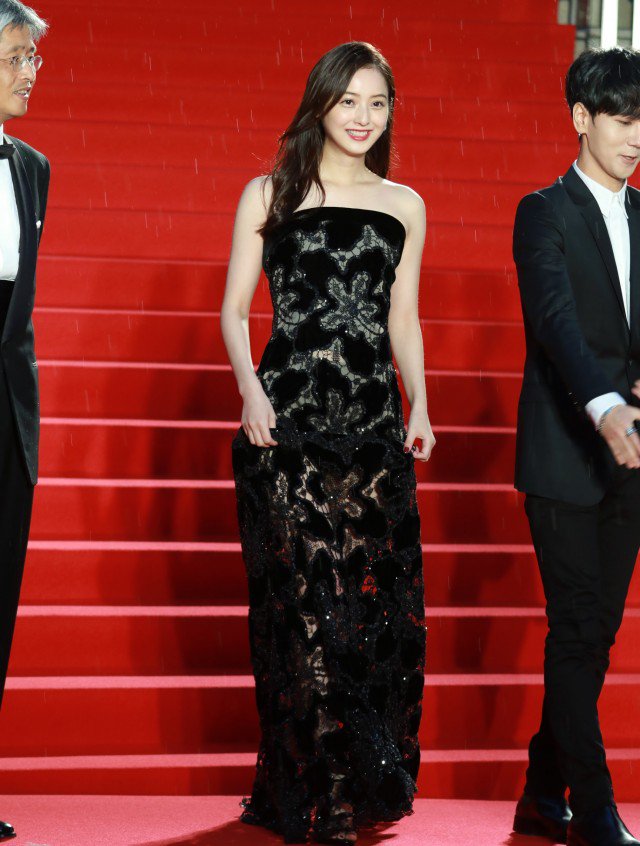 シネマトゥデイ Auf Twitter 佐々木希 スケスケドレスで魅了 大胆露出にビックリ 第29回東京国際映画祭 Tiffjp 佐々木希 Superjunior イェソン T Co Tvrtnnykzk T Co 7ftvu1y6rk Twitter