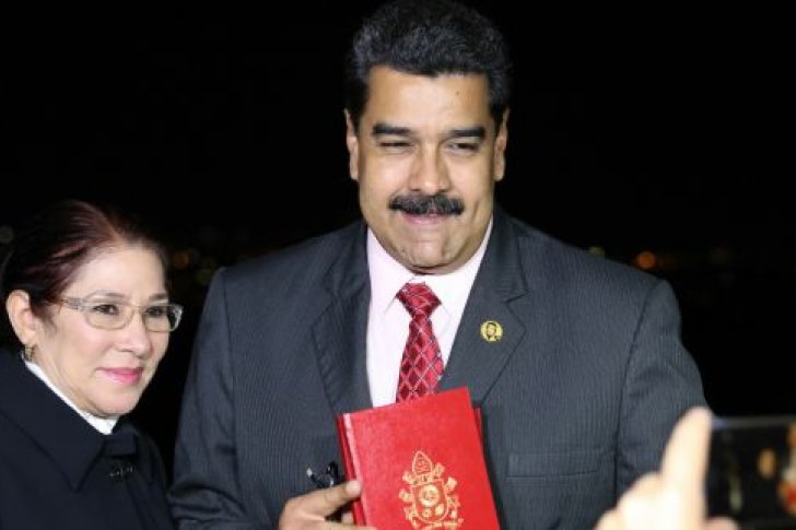 Informe21's tweet photo. Tras reunión con el Papa Francisco, Maduro regresará a Venezuela https://t.co/UqPf6LmVnN https://t.co/gfAOzAwGPI
