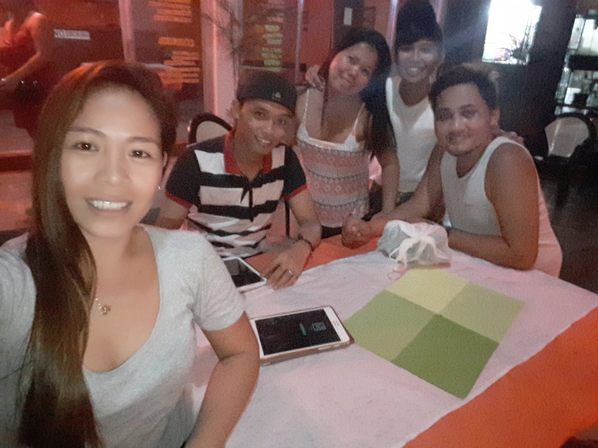 annc90's tweet photo. Had much fun with the best people #friendship https://t.co/MR1dms70vZ