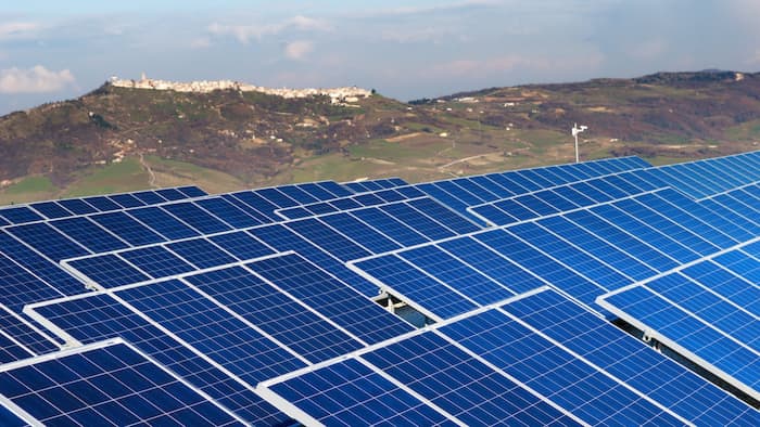 Good morning America. Our top story - Renewables overtake coal as world’s largest source of power capacity on.ft.com/2eqCIos