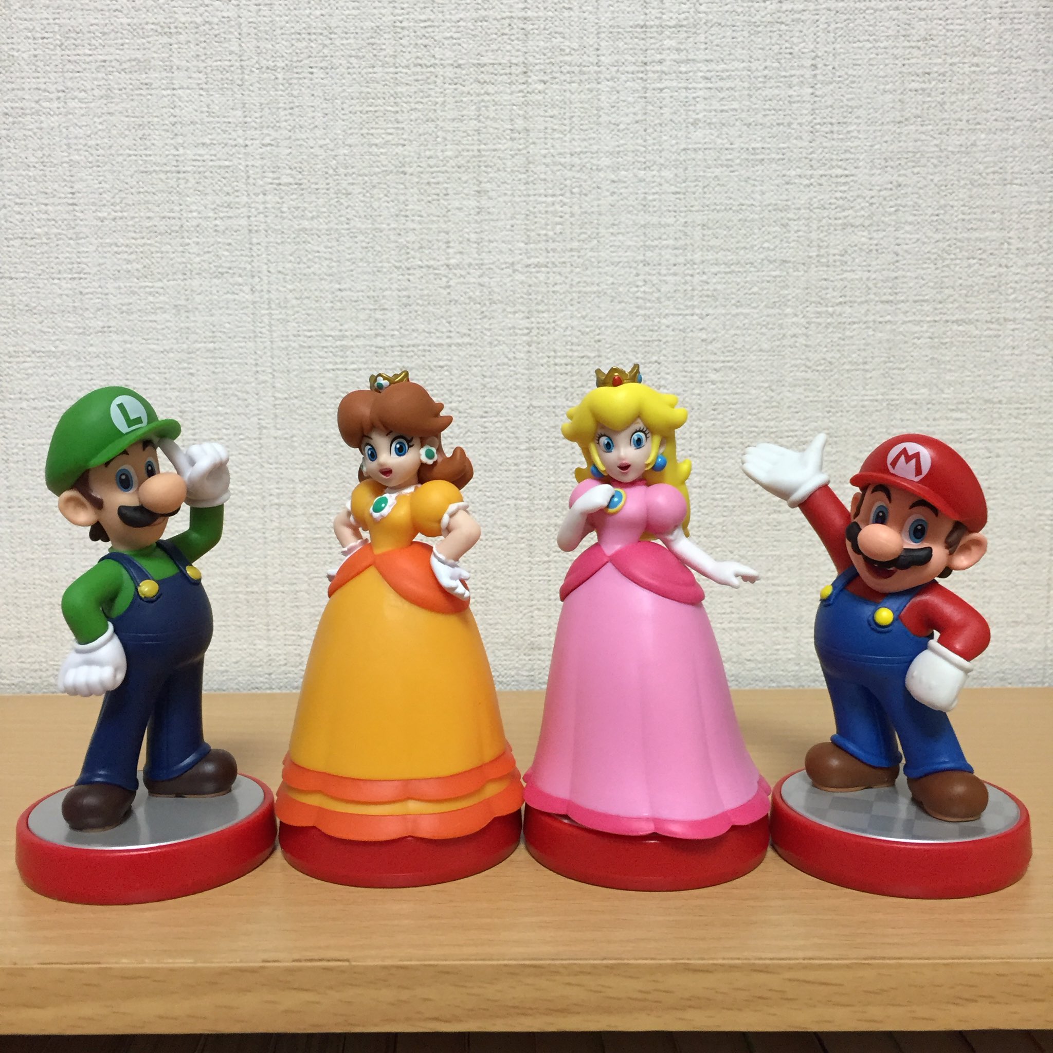 きりほし せっかく大きいデイジー姫のフィギュアが出たんだからマリピチとルイデジで並べて撮らなきゃ 使命感 ついでにベビィたちとも合わせて記念撮影ですわ きりほし せっかく大きいデイジー姫のフィギュアが出たんだからマリピチとルイデジで並べて撮らなきゃ 使命感 ついでにベビィたちとも合わせて記念撮影ですわ