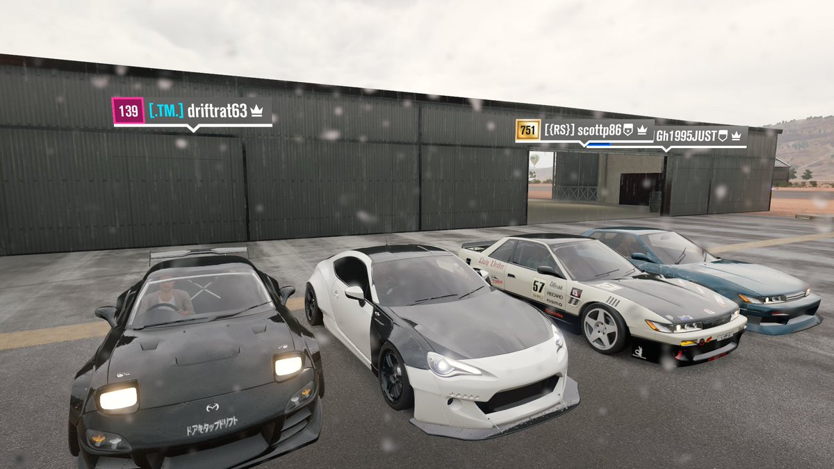 TenjinChan36's tweet photo. @RealSideways nice drifting with you at the airport Scott! https://t.co/cT5l2ln3Od