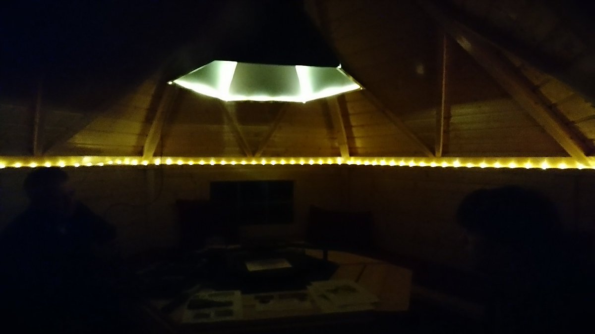 Castle Cabins tweet media