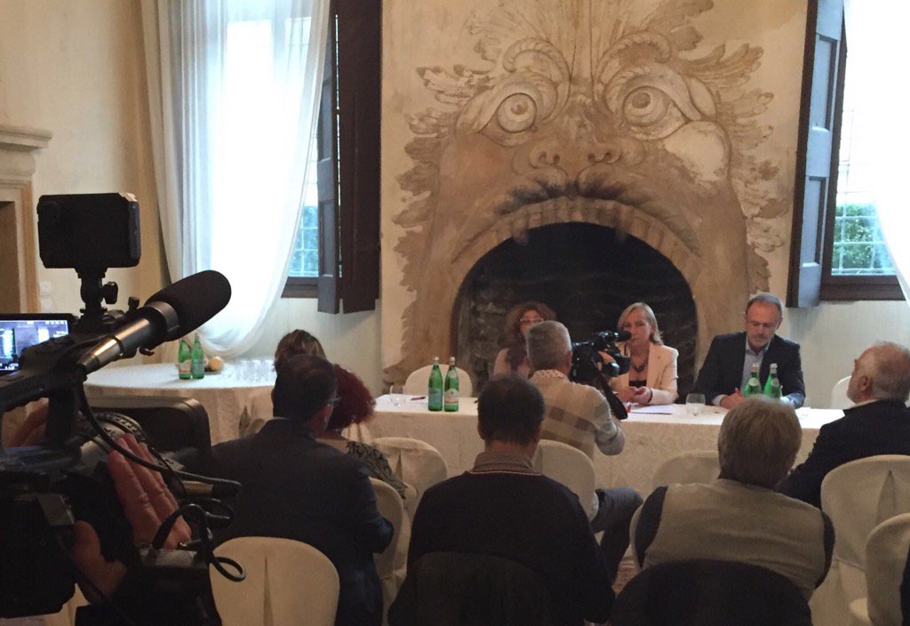 Con Maria Cristina Motta alla presentazione del Comitato Valpolicella per il Si #bastaunSi