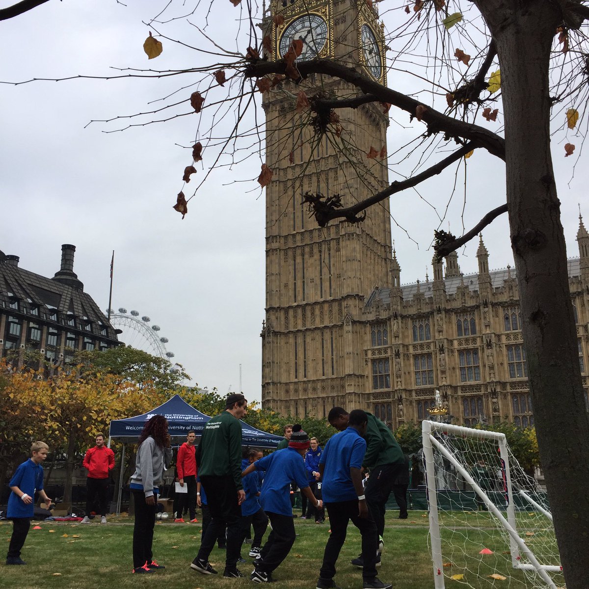 UoNSport's tweet photo. On location for @UoNFC training. Just about stopped that goal from Bluebell Primary.... #NottinghamTogether #NottinghamDay #GreenandGold https://t.co/uQu1ai3aWq