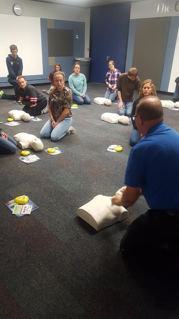 FOCTC's tweet photo. Students in #CTCEMT, #CTCHealthScience, #CTCFireScience, &amp; @csi_ctc are completing their CPR certification this week. #CTCHandsOn https://t.co/qXTAUW7FbD