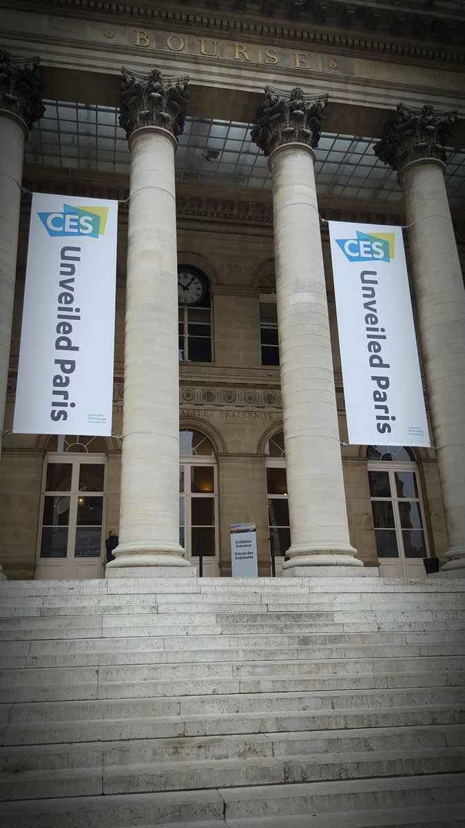 IDallevent's tweet photo. @IDallevent #accueil #CES2017 avec les solutions ID access events & ID badge events au @PalaisB #Emarger-imprimer le badge en moins de 10' https://t.co/BK0A6TB60m
