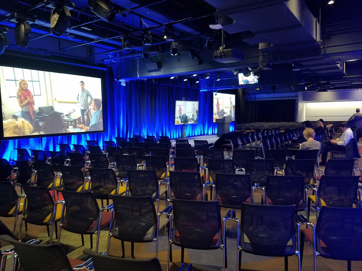 DPropati's tweet photo. Matter demoday NYC! @_Ballstar @mattervc https://t.co/kveF0ktEOt