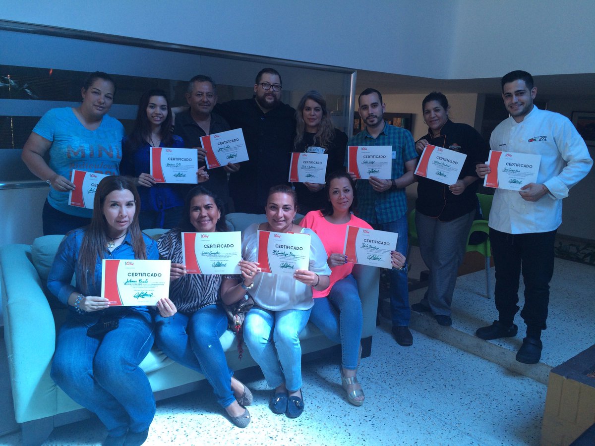 ViveChef's tweet photo. Gracias a nuestros asistentes... Fue un placer tenerles, aprender y experimentar juntos esta #Fusión #Nikkei https://t.co/D3aGNgsrOp