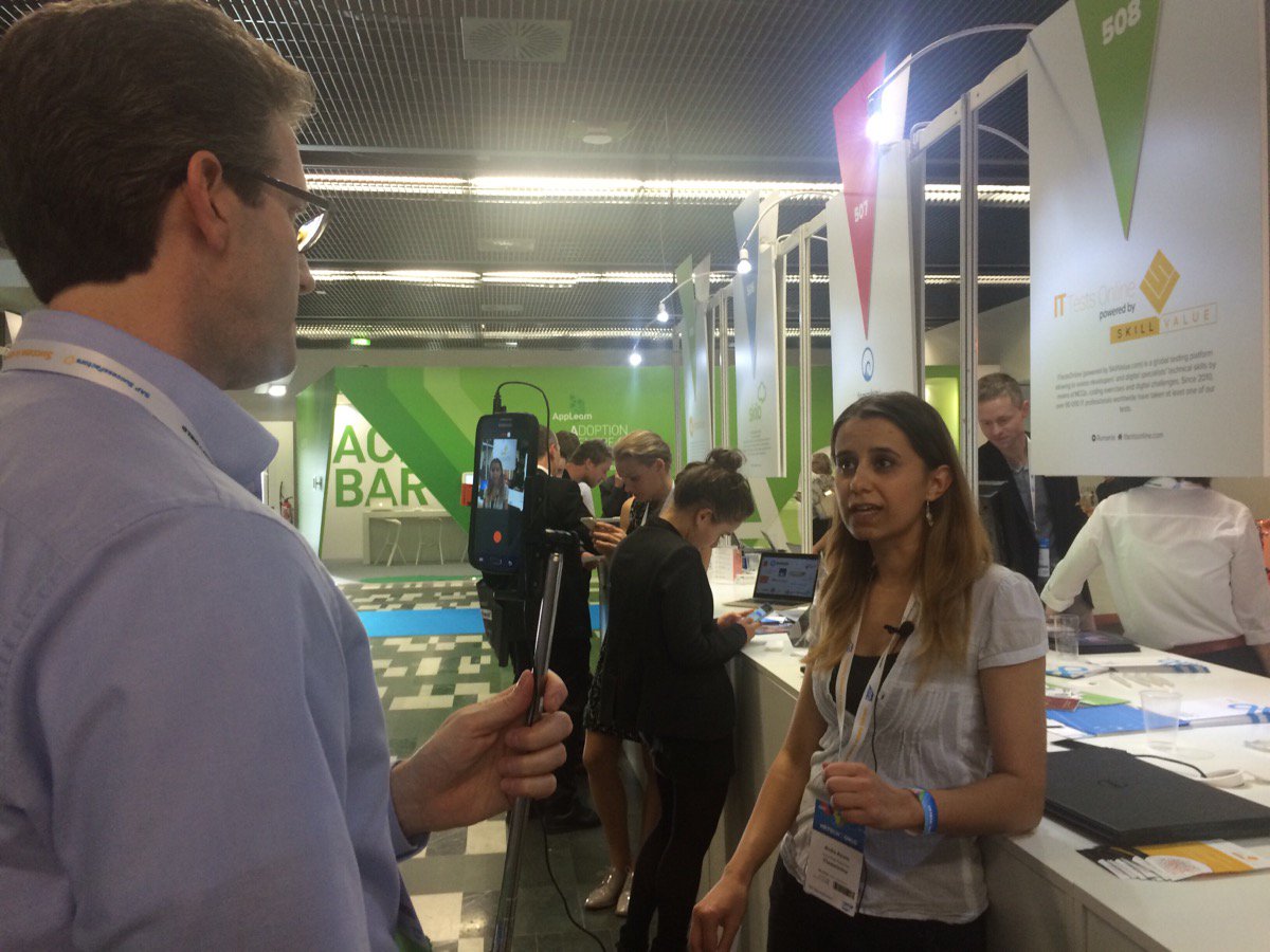 Test01Coder's tweet image. Still here at #HRTechWorld, still networking with tech recruiters from around the world. Let's talk about #hrtech. Join us! cc: @HRTechWorld