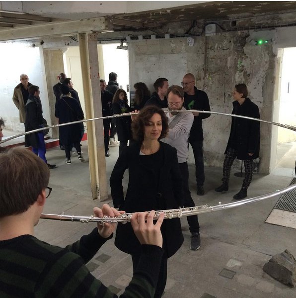 A special start on last weekends 10 sessions with the #circleflute : french minister of culture, seemingly liking it