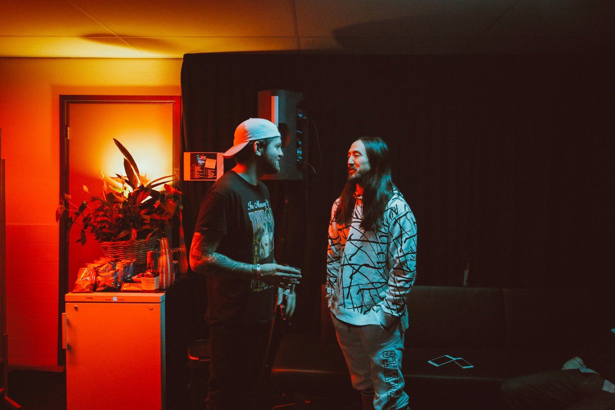 Locker room talks https://t.co/C1v3qaXOLy