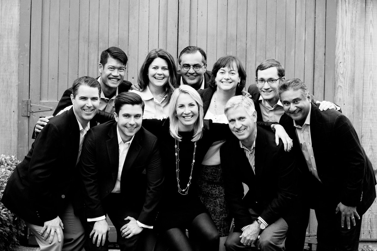 VickiHuff990's tweet image. Diverse teams working together have fun, generate great ideas and deliver results!  #PwCValues