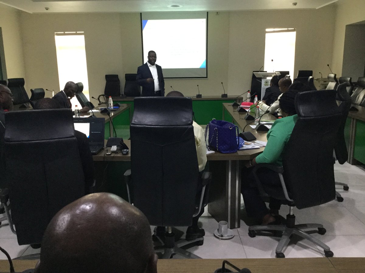 cibnigeria's tweet photo. At the on-going #CCPDtraining on Efficient Treasury Management and Foreign Exchange Volatility @ the Bankers House, Adeola Hopewell, VI, https://t.co/9hhDzCEgIA