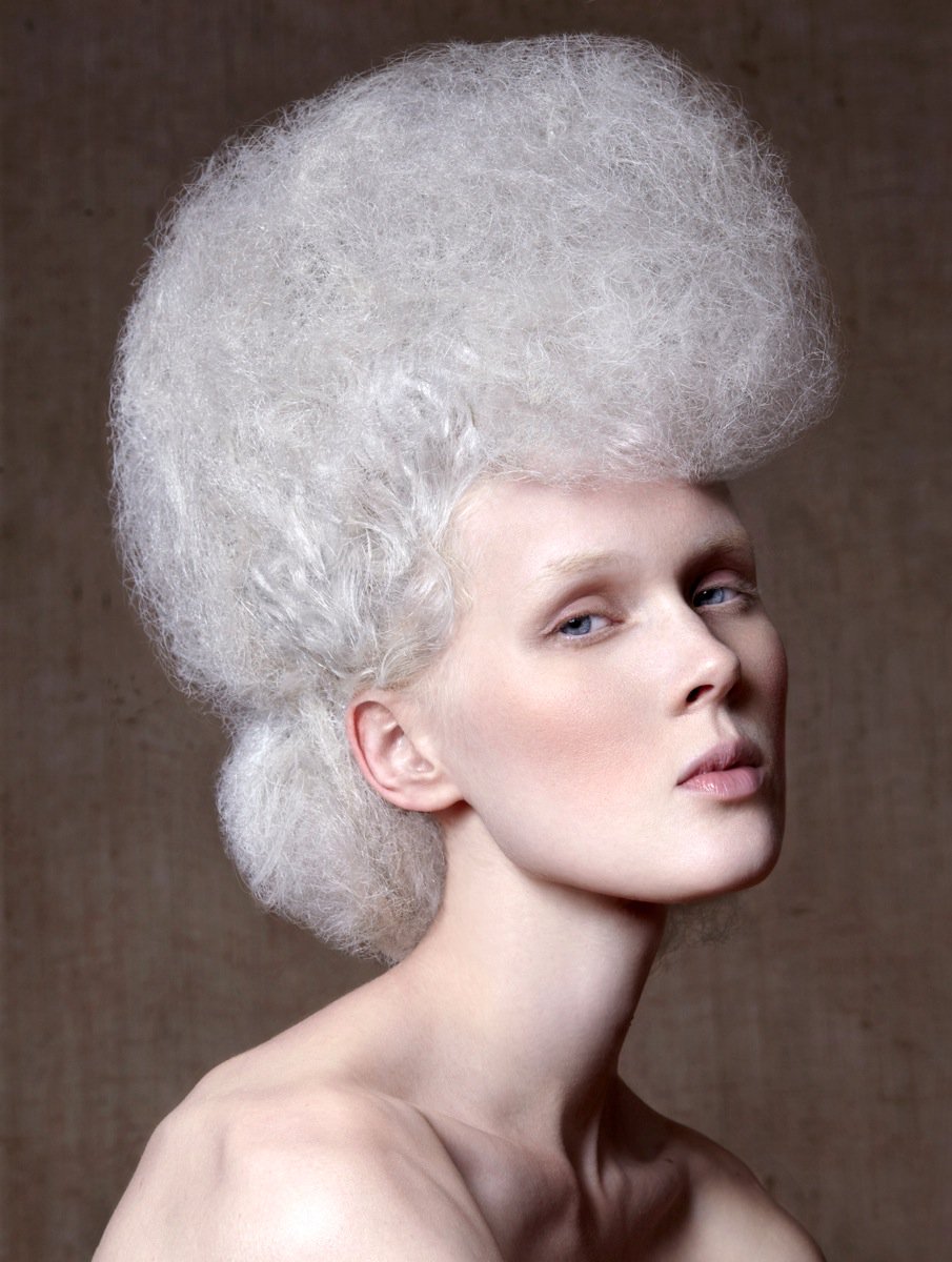 Beautiful shapes and precision from <a href="/LucieDoughty/">Lucie Doughty</a> <a href="/PaulMitchellUK/">Paul Mitchell UK</a> in her 2016 #NAHA collection. Come see them all: ow.ly/aani305w0FN