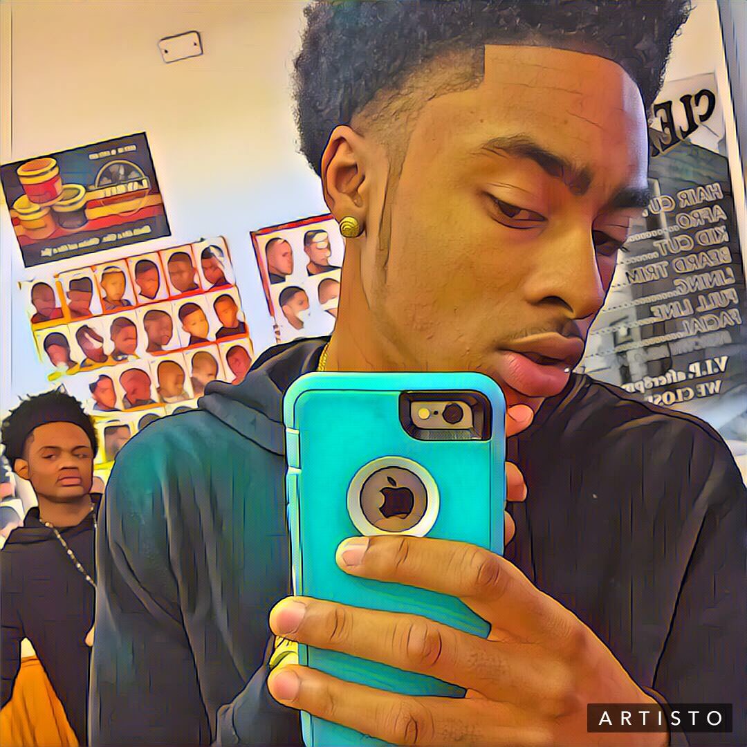 bsavoo's tweet photo. Haircuts 💈😎✨ https://t.co/zxGwSzWvIX