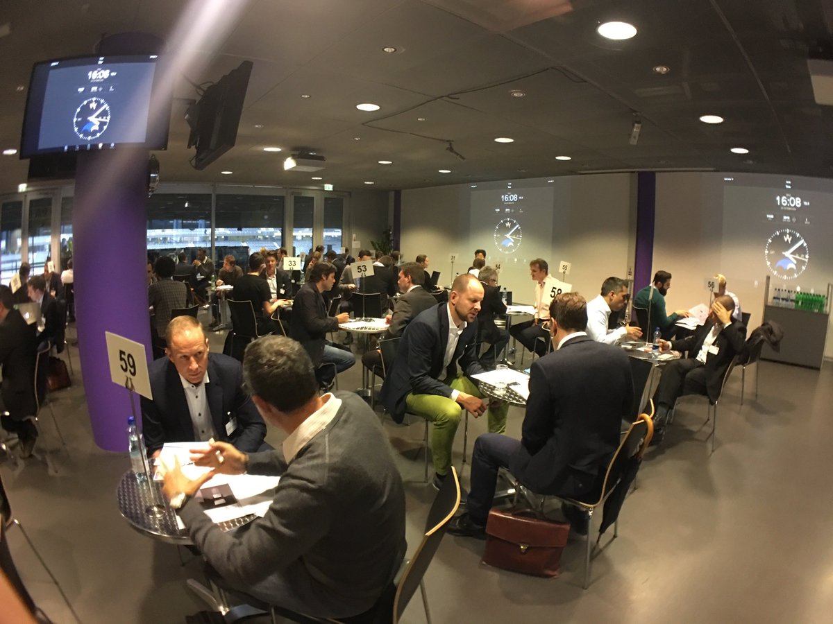 StartupInvestCH's tweet photo. #ssud2016 #swissstartupday #stadedesuisse #investor https://t.co/AivimsEh3V